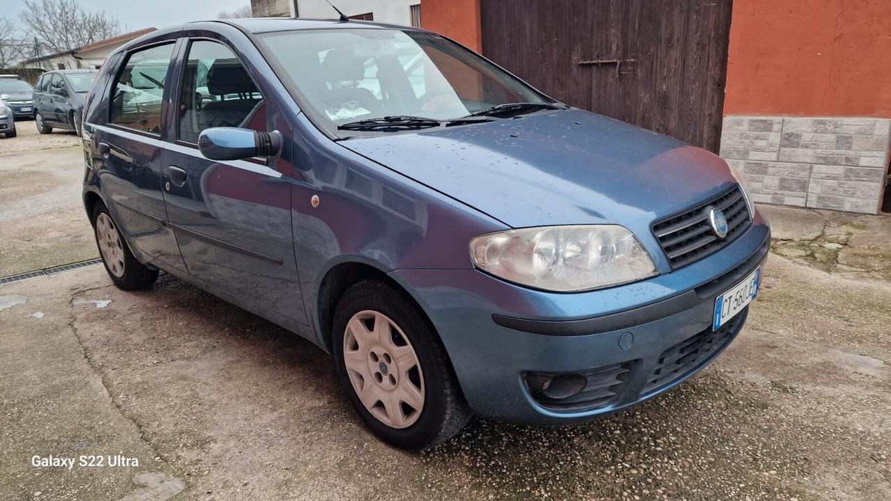 Fiat Punto 1.2 5 porte Actual gpl valido neopatentati