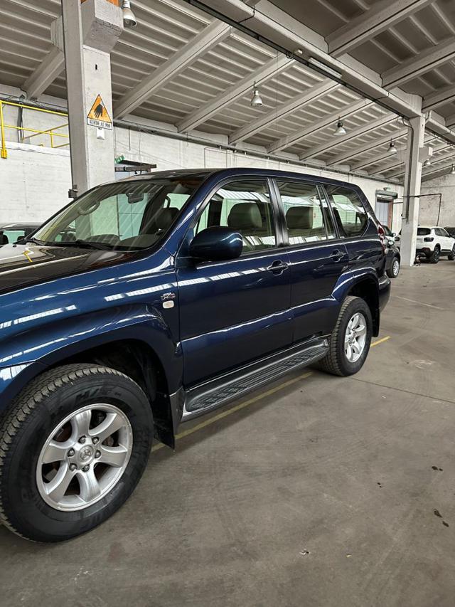 TOYOTA Land Cruiser 3.0 D-4D 16V cat 5 porte Sol 7 posti