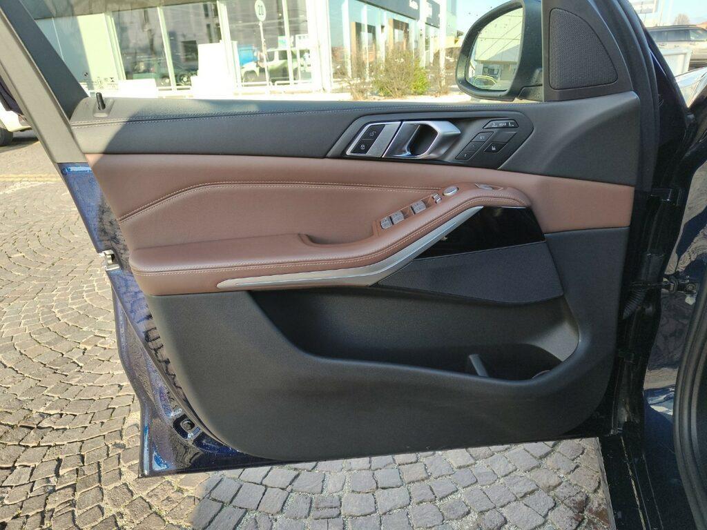 BMW X7 40 i Mild Hybrid 48V xDrive Steptronic