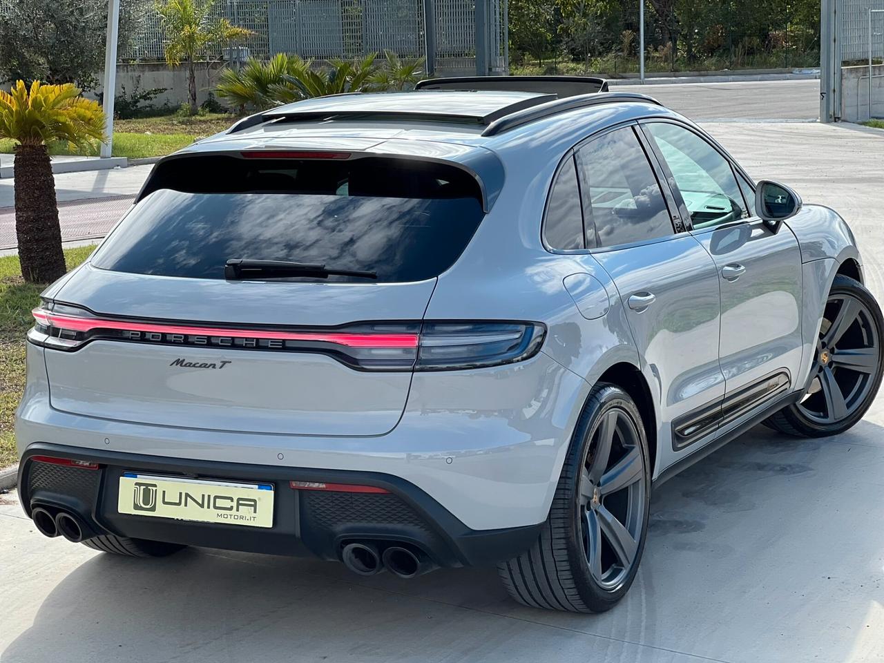 Porsche Macan 2.0 T 265cv PDK UNICOPROPRIETARIO ITALIANA IVA ESPOSTA