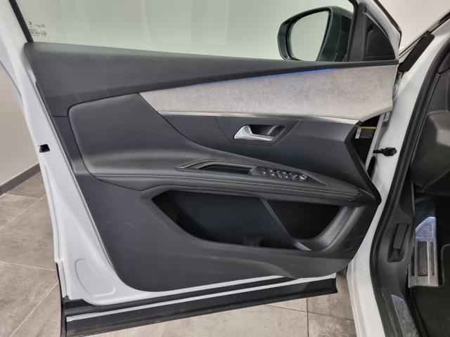 PEUGEOT 3008 PureTech Turbo 130 S&S EAT8 GT