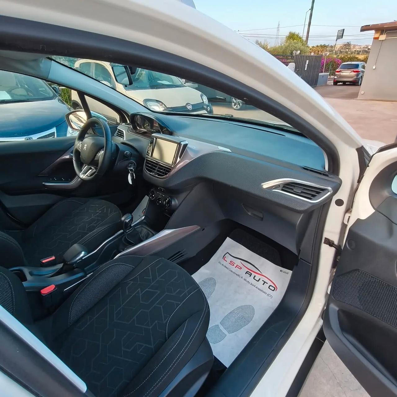 Peugeot 2008 1.6 e-HDi 92 CV 2014