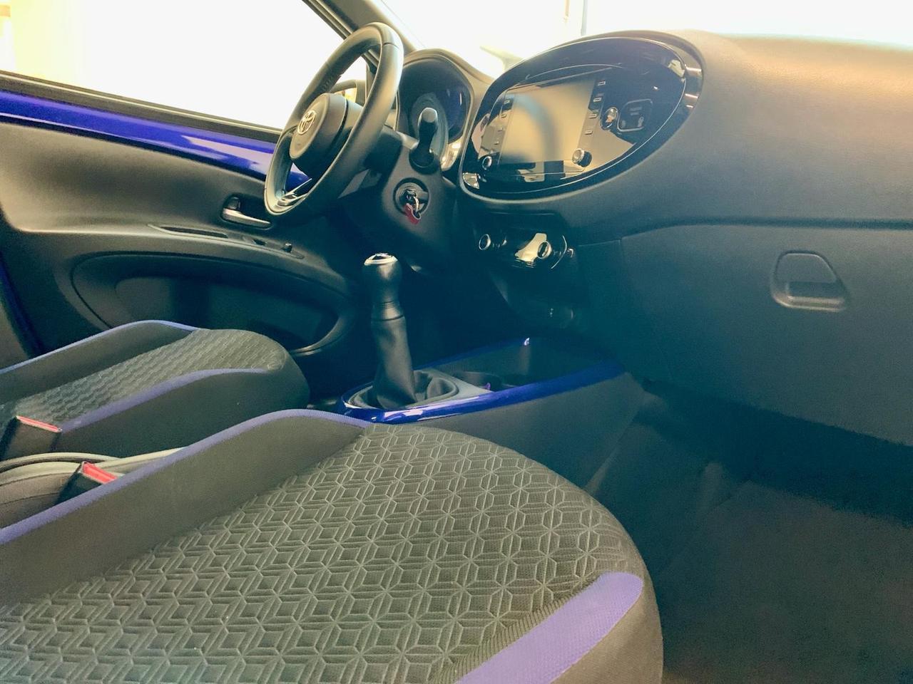 Toyota Aygo X 1.0 VVT-i 72 CV 5 porte Trend