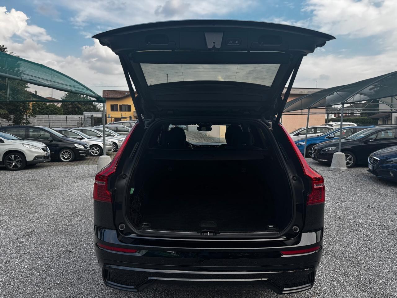 Volvo XC 60 XC60 B4 R DESIGN