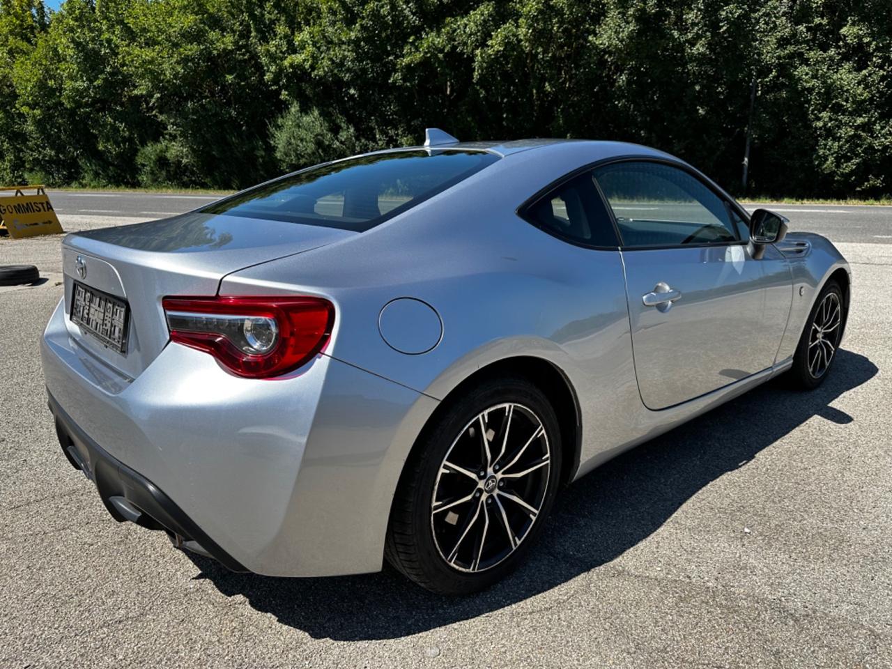 Toyota GT86 2.0 AT Rock&Road VALUTO PERMUTA