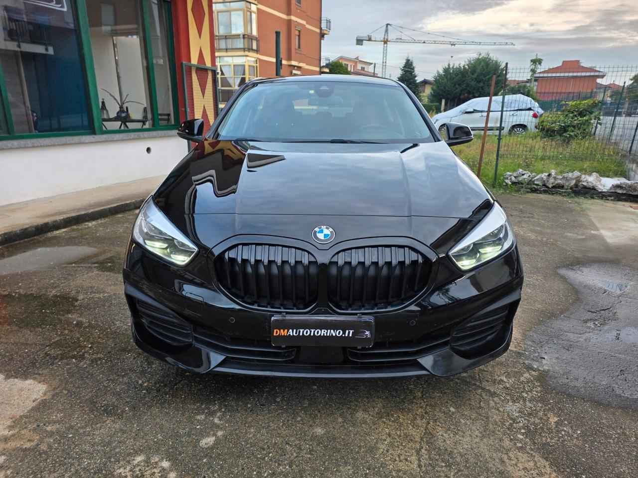Bmw 116 116d 5p. Advantage