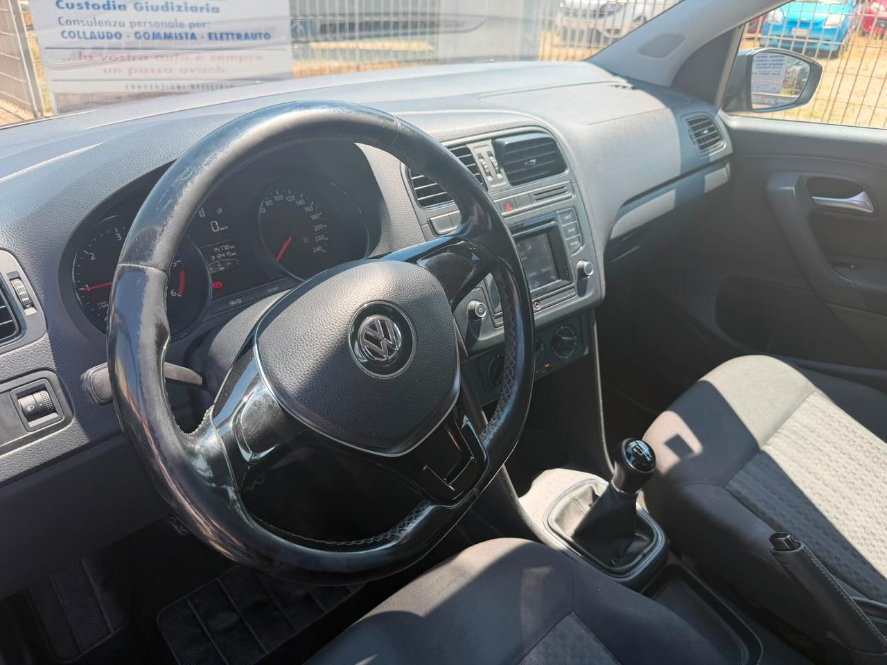 Volkswagen Polo 1.4 DIESEL - 2016