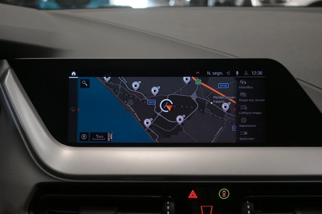 BMW 116D 115CV 6M. BUSINESS ADVANTAGE ( FARI LED - BMW DIGITAL COCKPIT - CRUISE - NAVI - MIRROR - PDC )