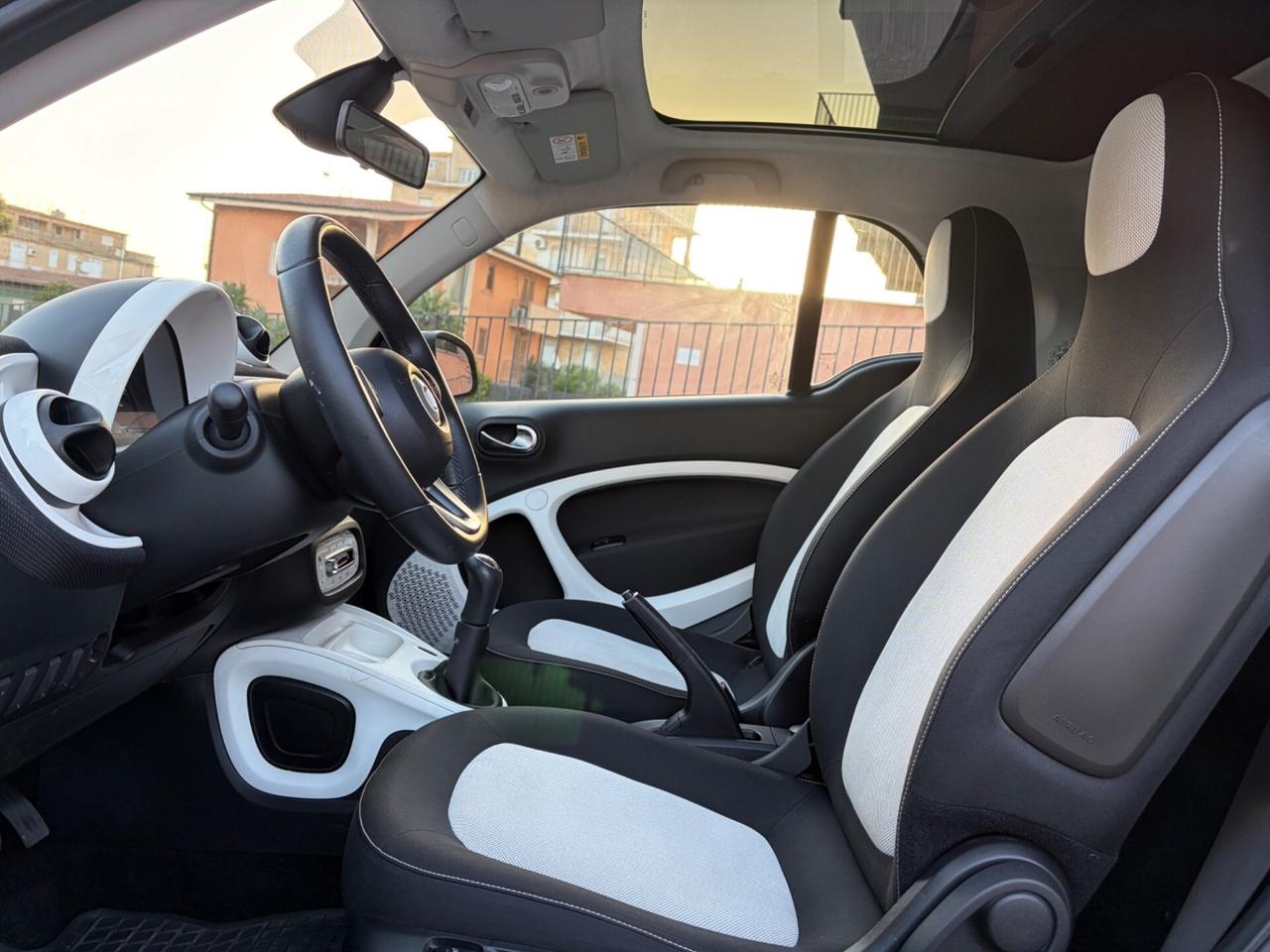 Smart ForTwo 1000 62 kW coupé passion
