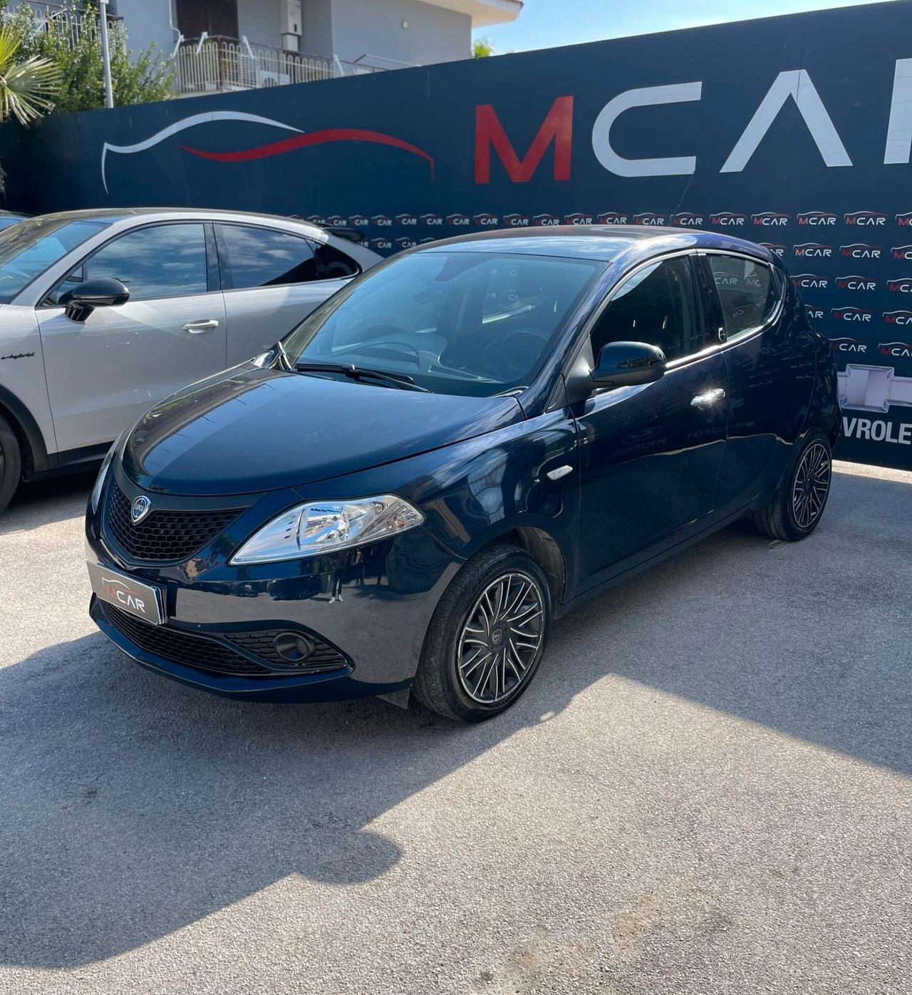 Lancia Ypsilon 1.2 69 CV 5 porte GPL Ecochic Gold