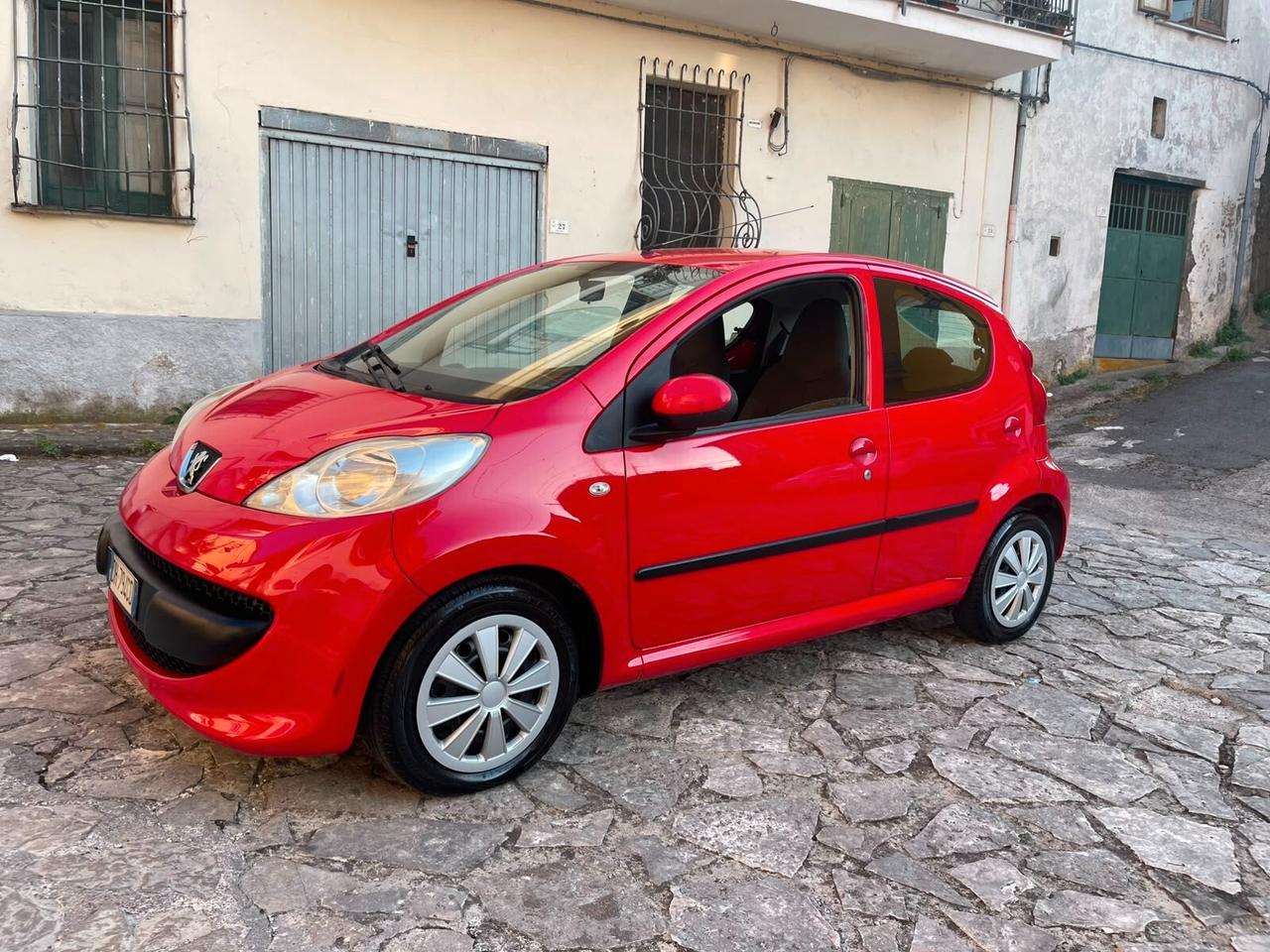 Peugeot 107 1.0 68CV 5p. Sweet Years