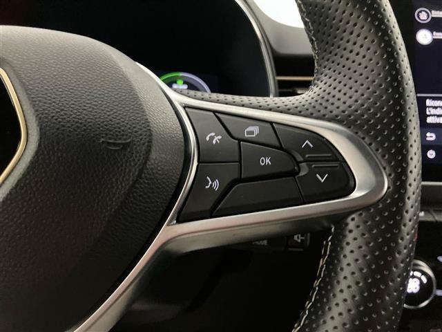 RENAULT Clio 1.6 E-Tech full hybrid E-Tech Engineered 145cv aut