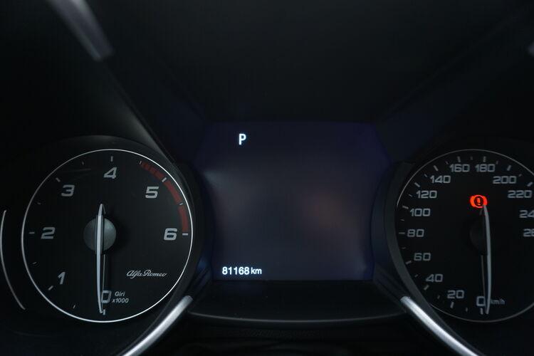 Alfa Romeo Giulia AT8 Q4 BR951267 2.1 Diesel 209CV