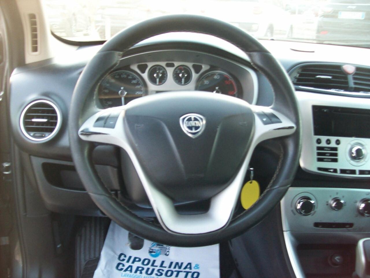 LANCIA DELTA 1.6 MTJ CV.120 PLATINO