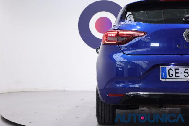 RENAULT Clio FULL HYBRID E-TECH 140 CV AUTOMATICA