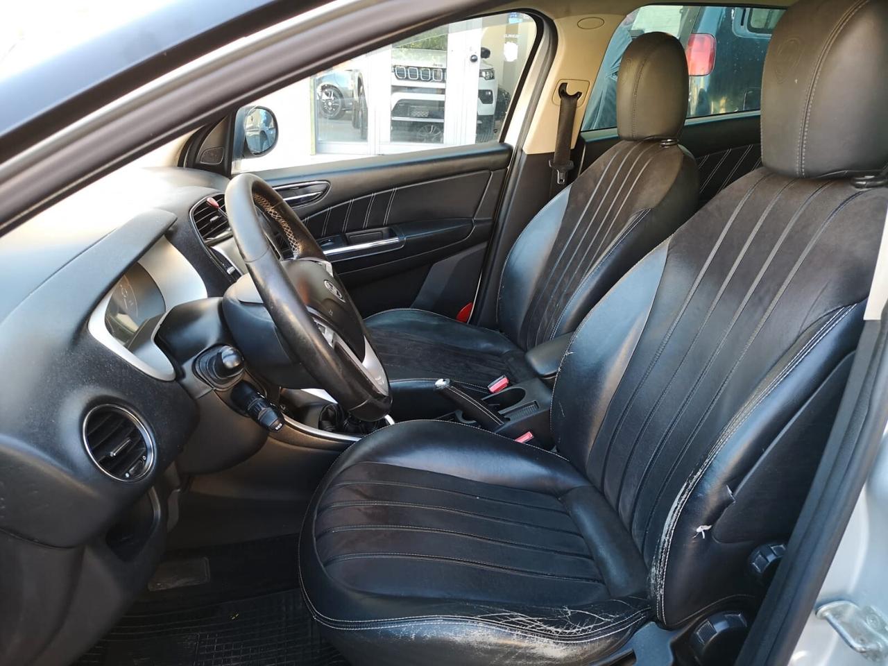 Lancia Delta 1.6 MJT 120 CV DPF Platino