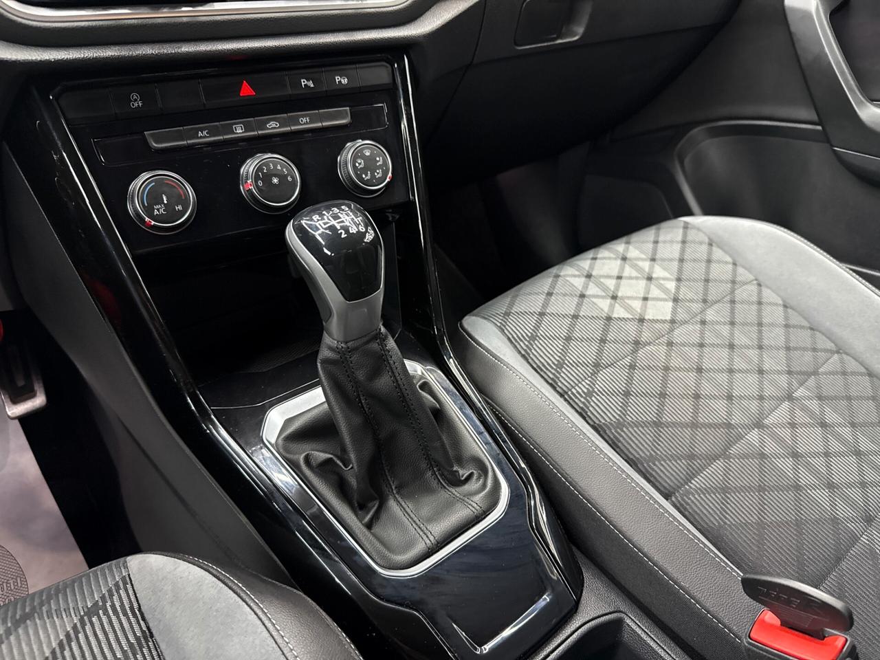 Volkswagen T-Roc 1.5 TSI 110CV R-Line