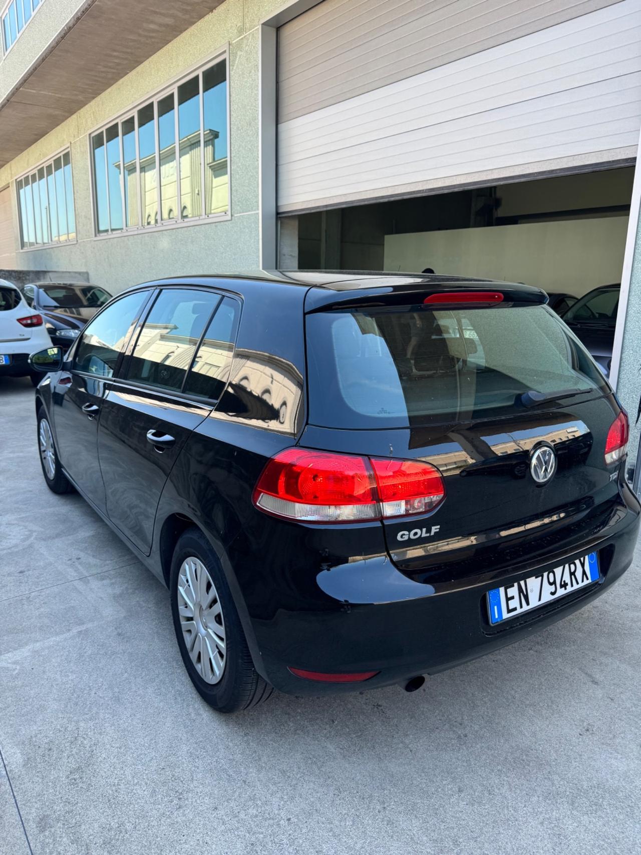 Volkswagen Golf 1.6 TDI DPF 5p. Highline