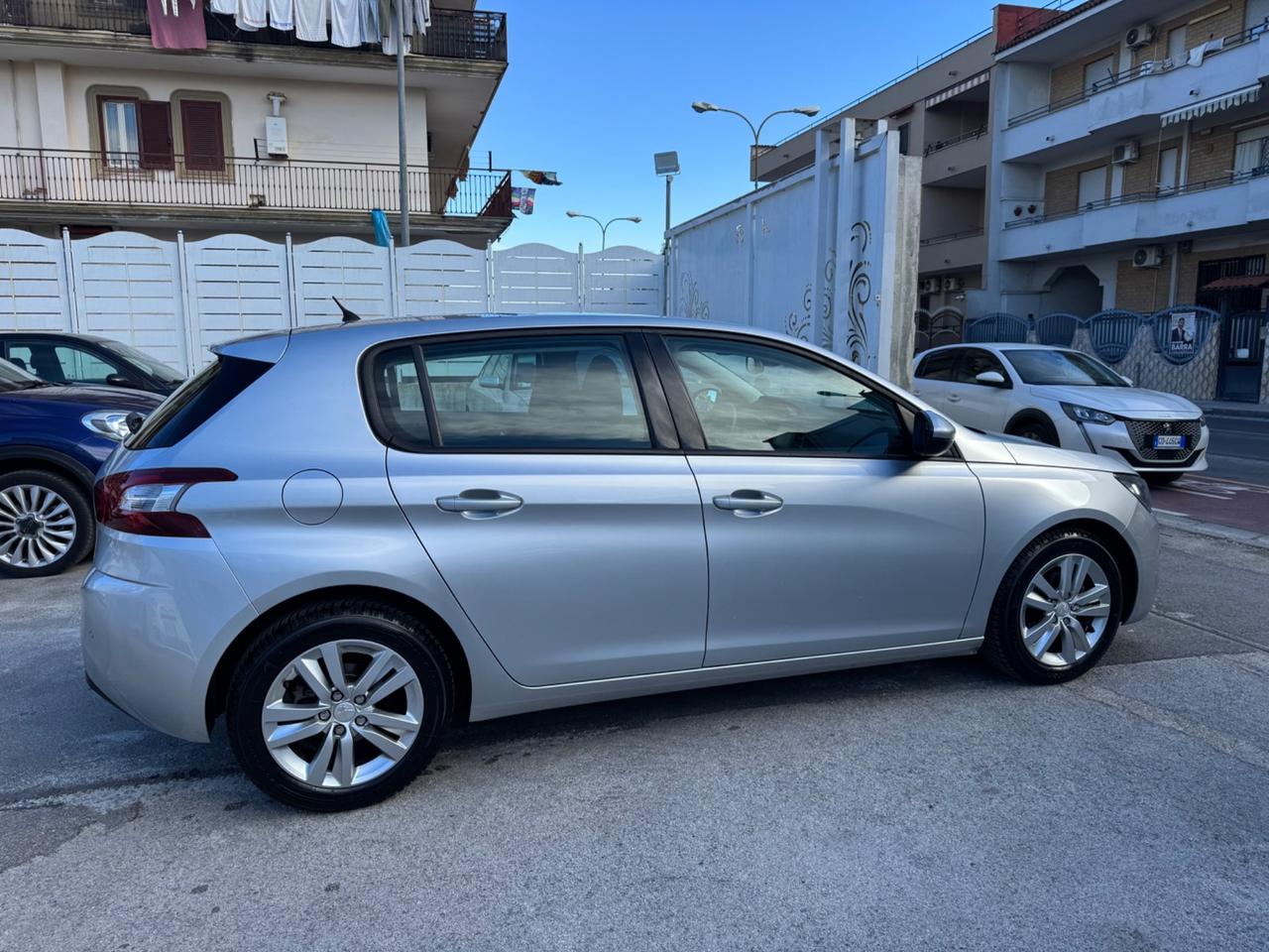 Peugeot 308 1.6 DIESEL 92CV 2015