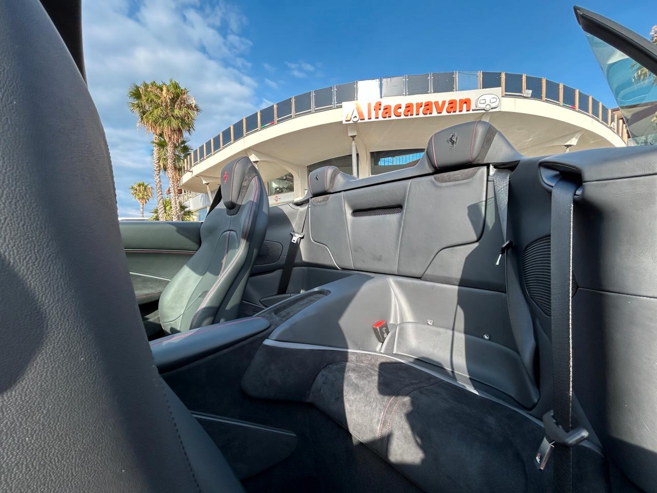 Ferrari Roma Spider 3.9 F1 dct