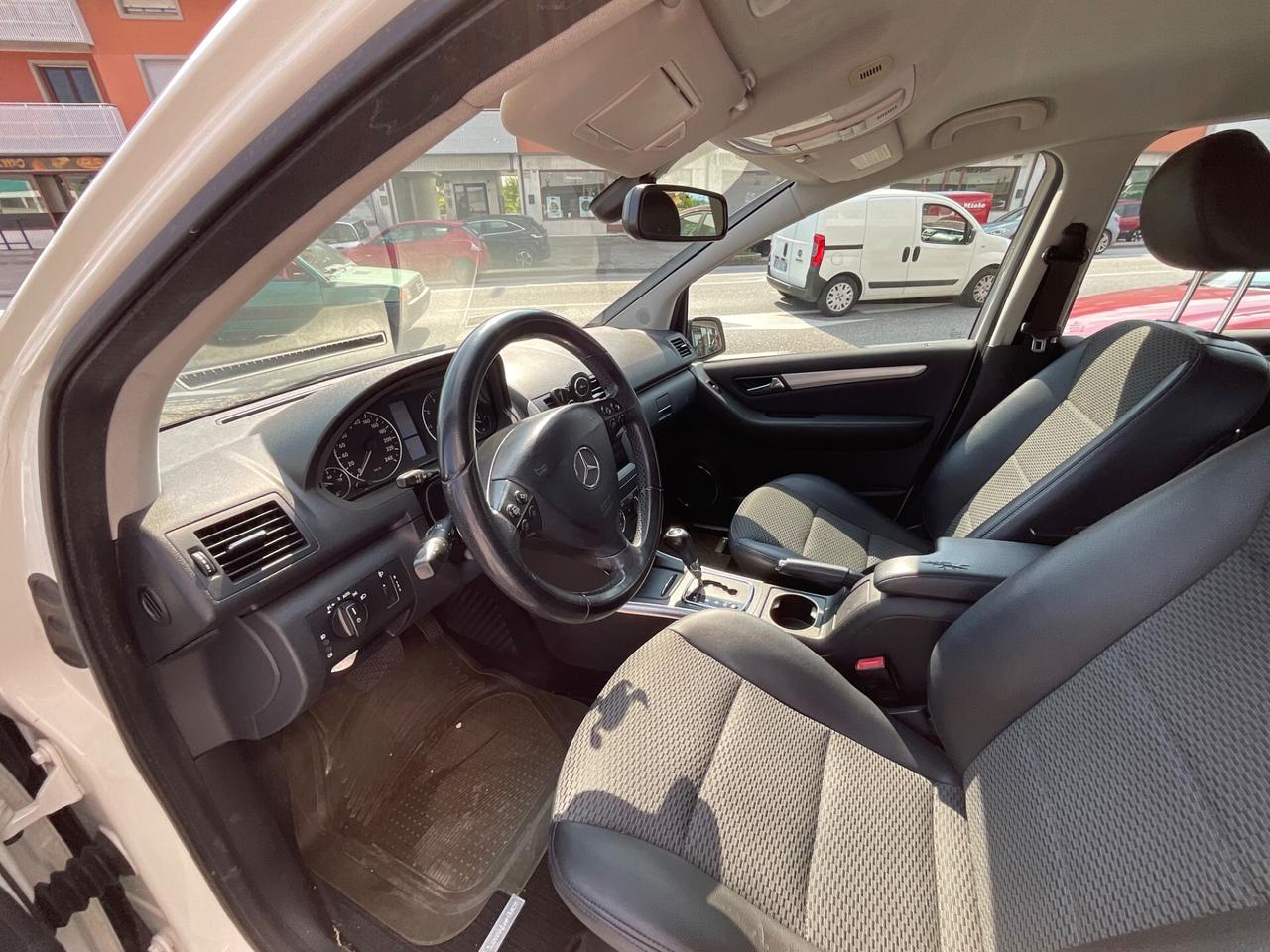 Mercedes-benz A 160 AUTOMATIC Avantgarde