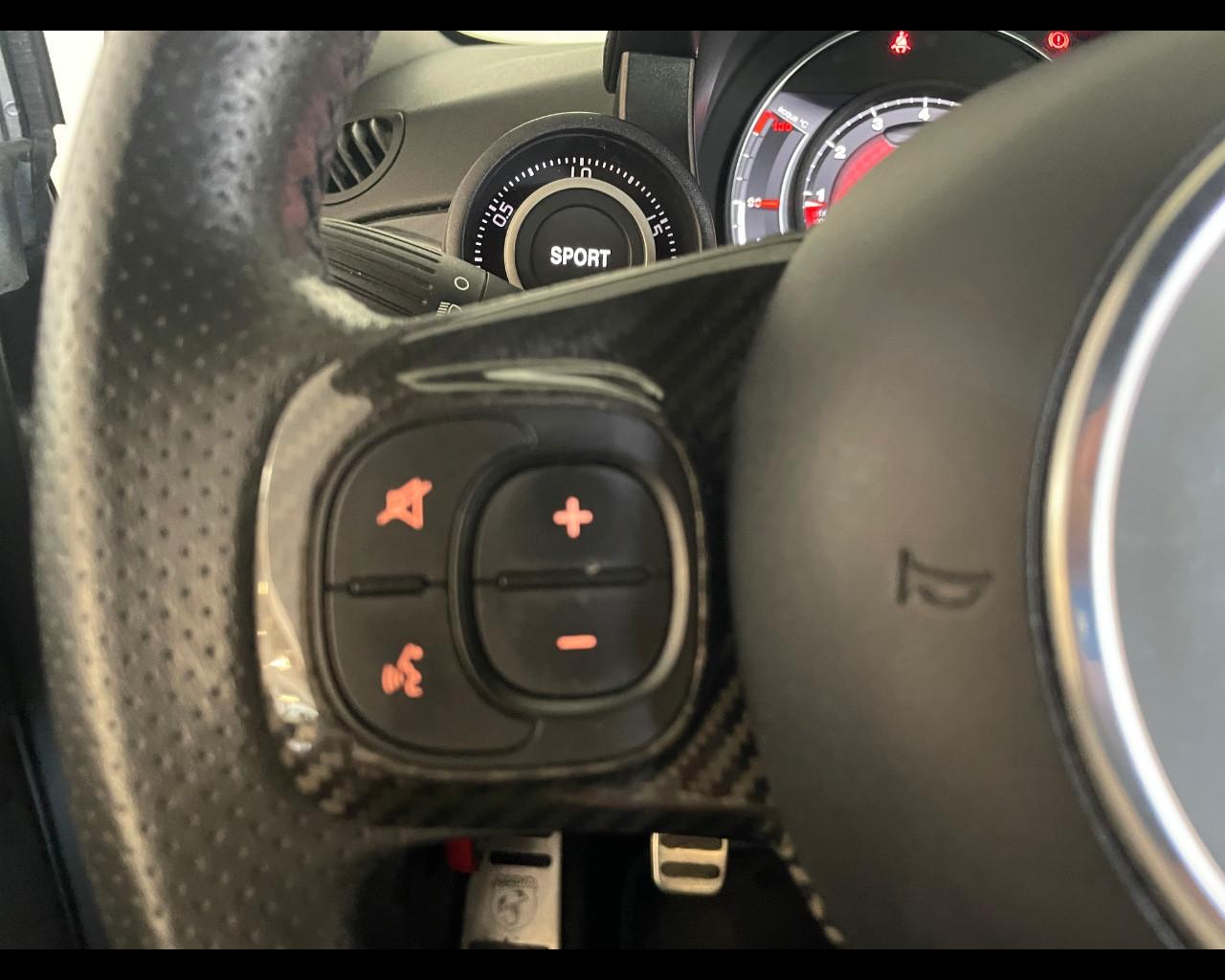 ABARTH ABARTH 695 - 695 1.4 Turbo T-Jet Rivale