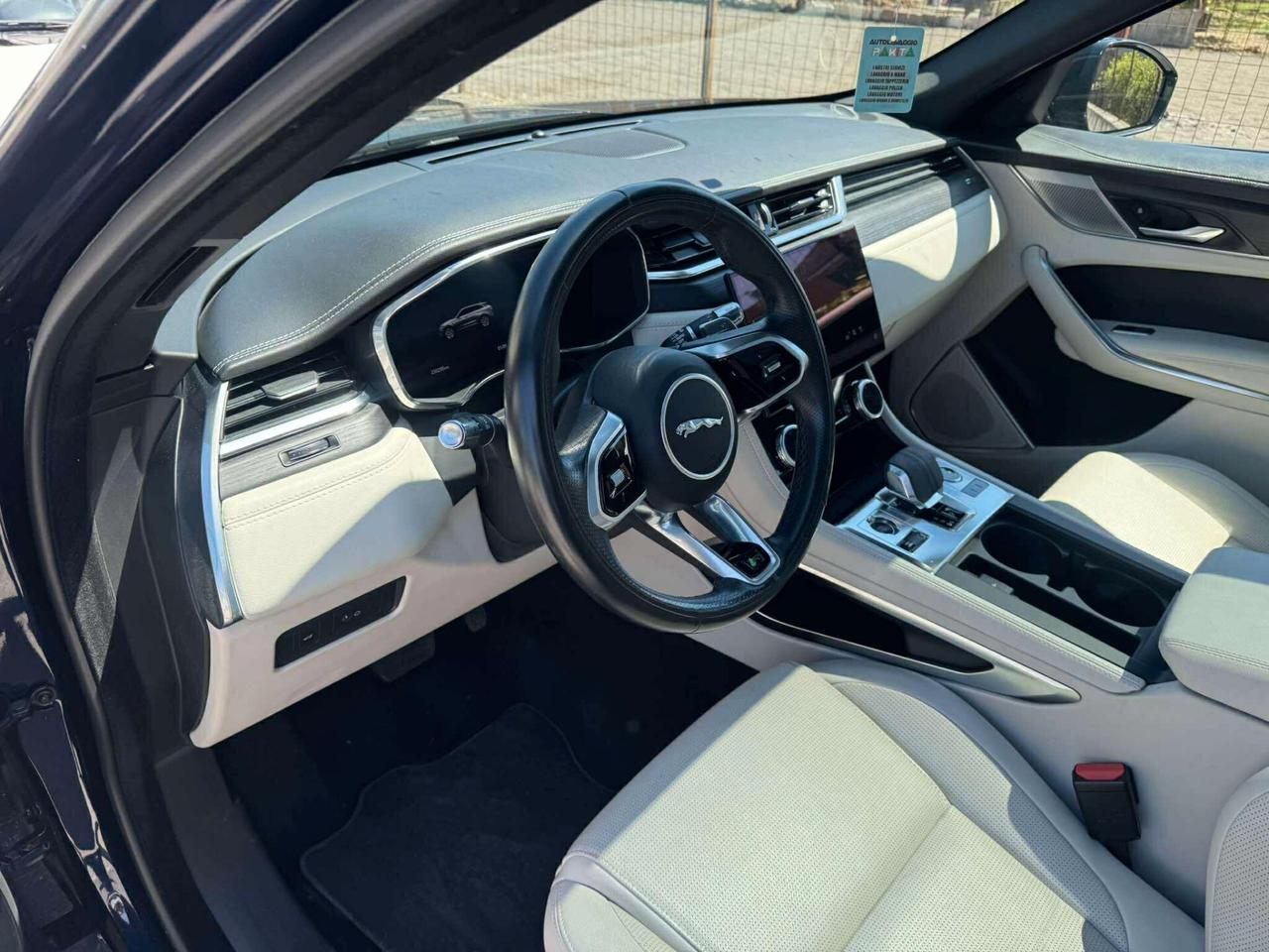 Jaguar F-Pace 2.0 D 204 CV R-Dynamic -2021