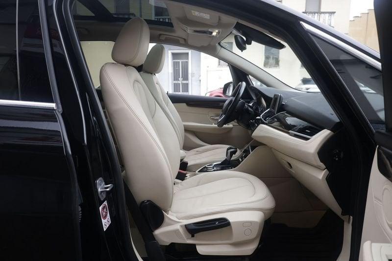 BMW Serie 2 Gran Tourer BMW Serie 2 Gran Tourer 220d xDrive Gran Tourer Luxury aut. 140KW ANNO 2016