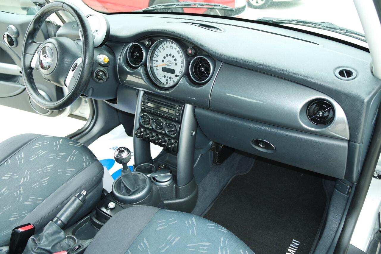 Mini One 1.6 De Luxe 90 CV