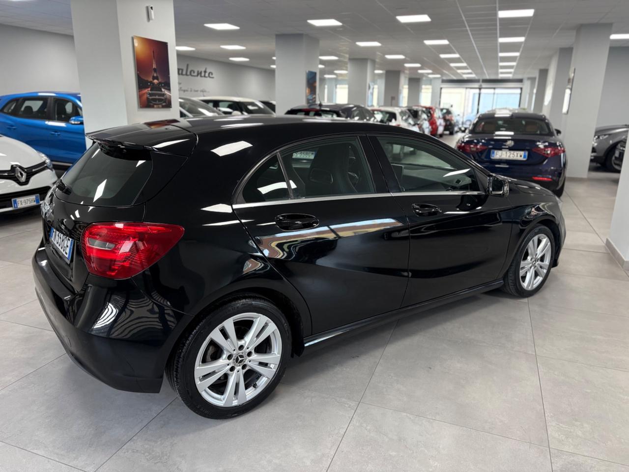 Mercedes A 180 Sport 1.5 TDI 110cv 2018 km 142000