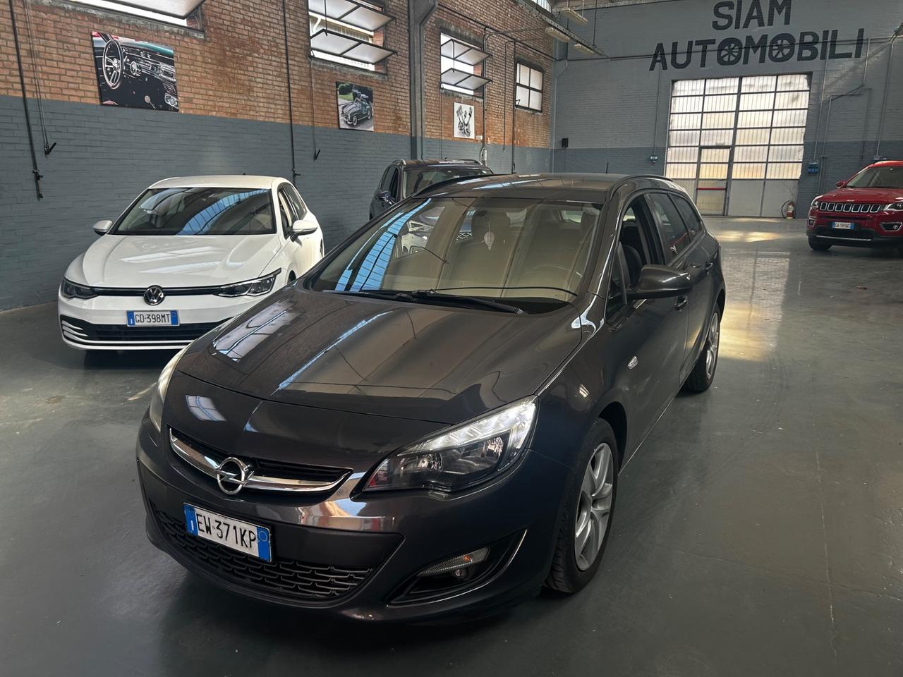 Opel Astra 1.7 CDTI 110CV Sports Tourer Cosmo