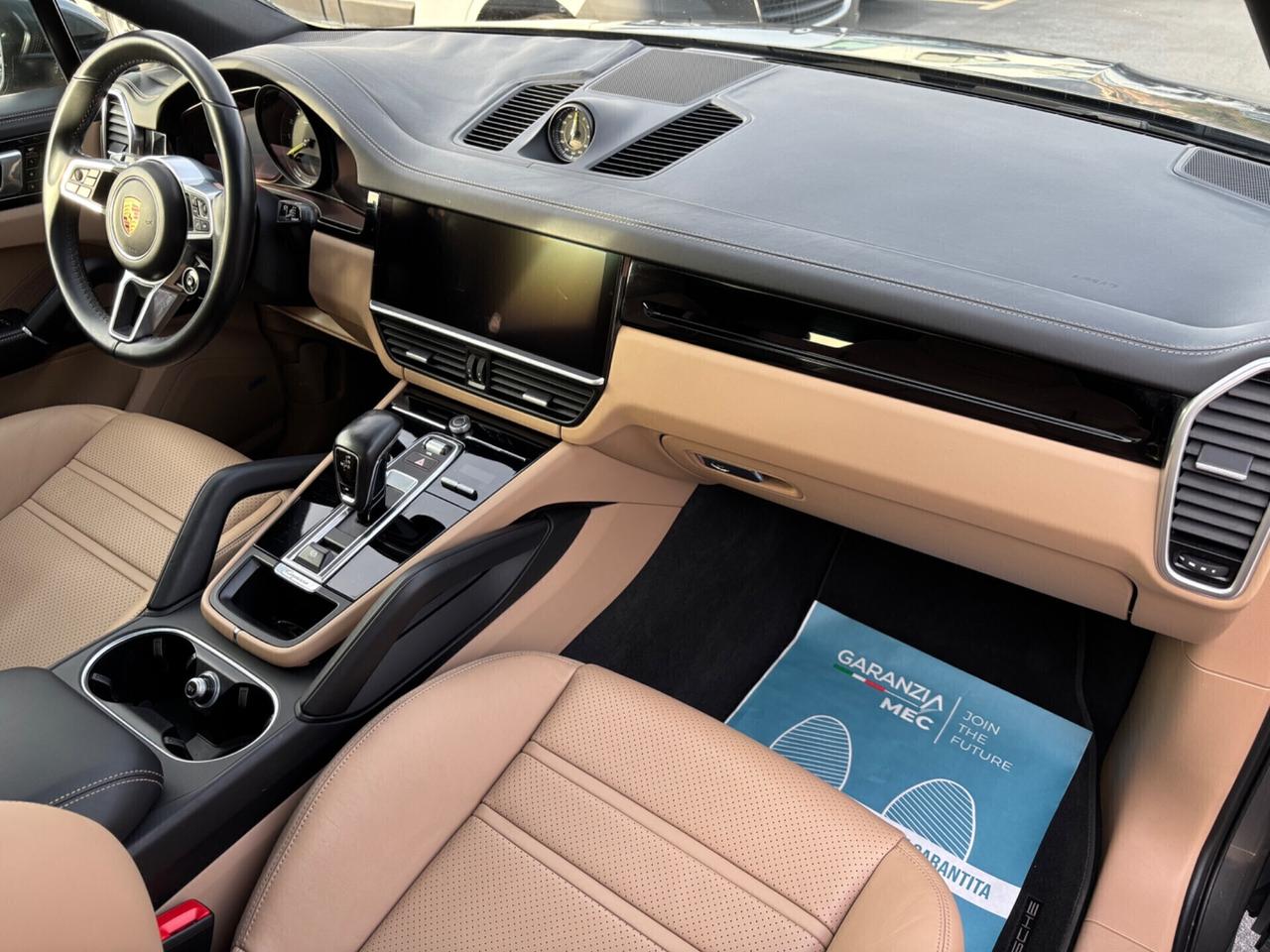PORSCHE CAYENNE COUPÉ 3.0 BENZINA/HYBRID 340cv PERFETTA