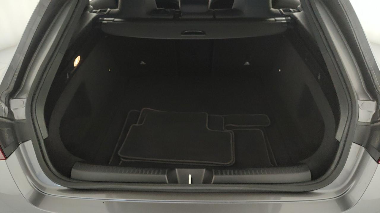 Mercedes-Benz CLA Shooting Brake 200 d Advanced auto