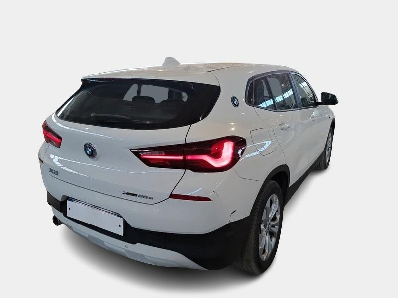 BMW X2 XDRIVE 25E BUSINESS X AUTOMATICO SUV