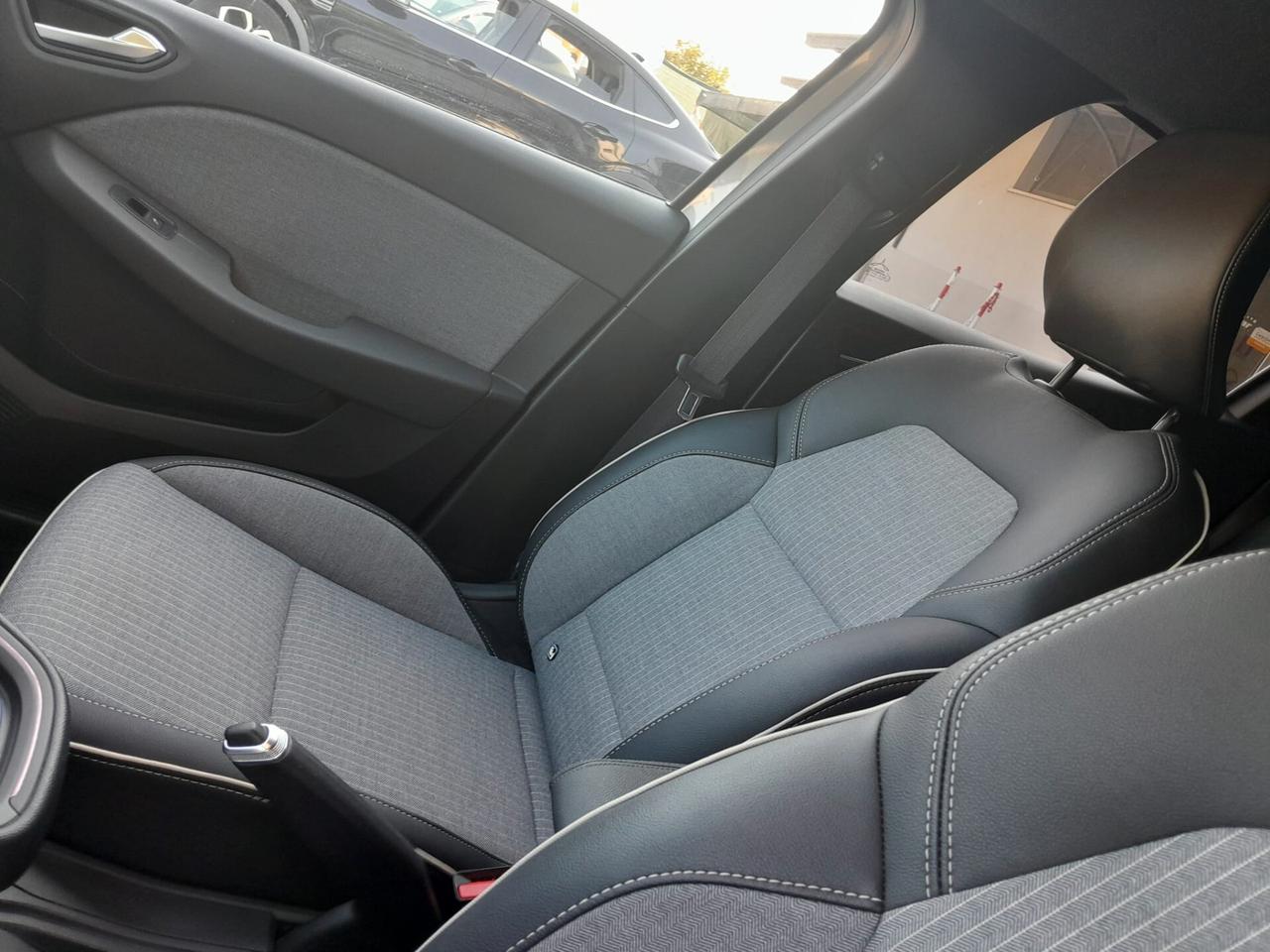 Renault Clio TCe 90 CV 5 porte Techno