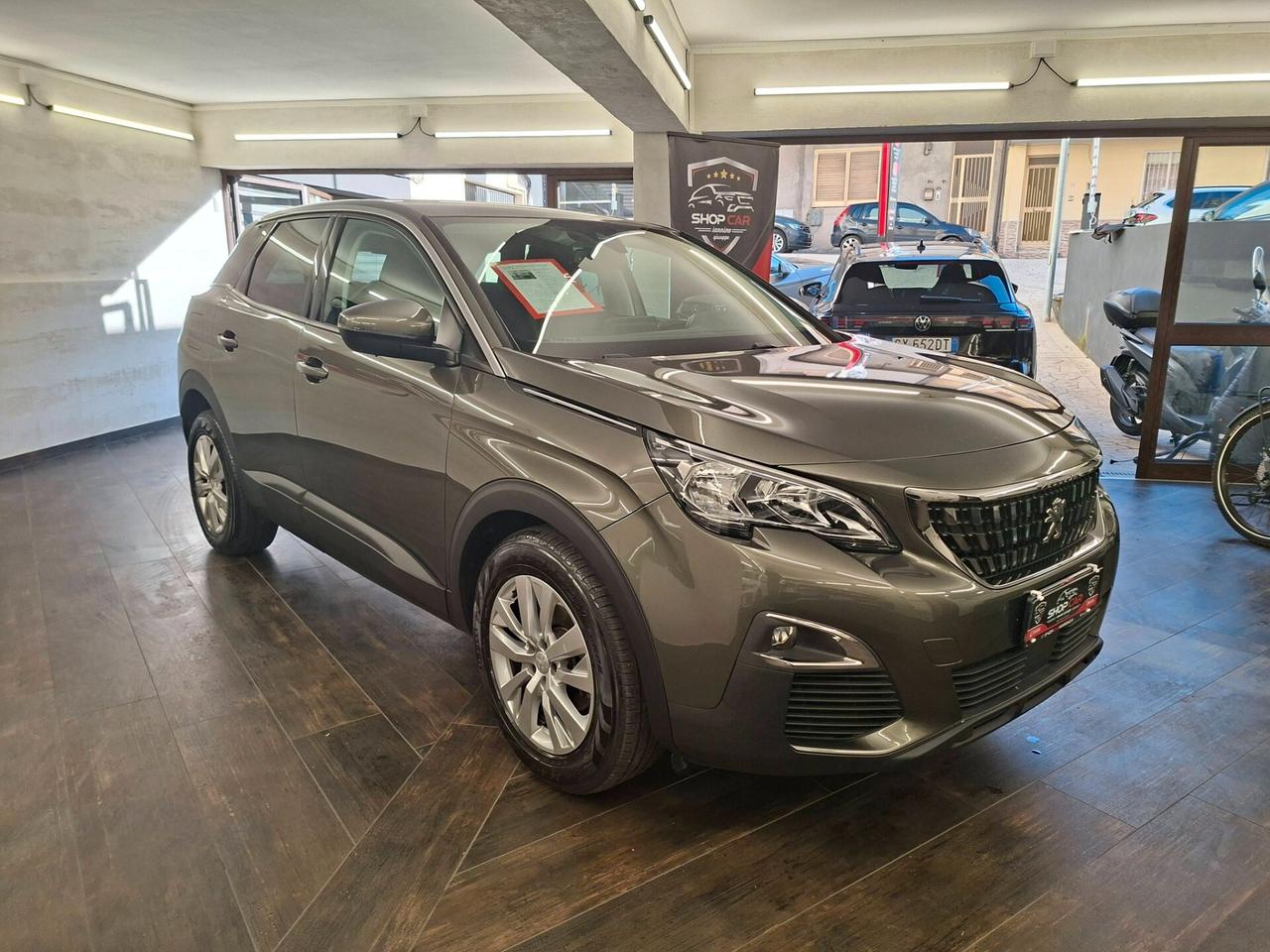 Peugeot 3008 BlueHDi 130 S&S EAT8 Business
