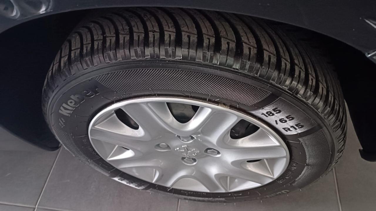 Peugeot 207 1.4 8V 75CV SW Energie ECO GPL