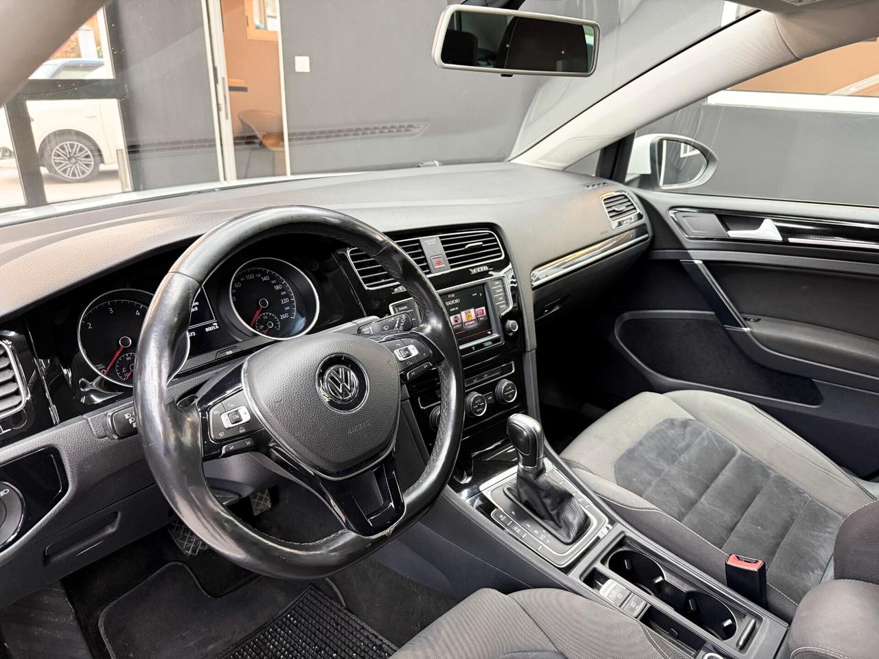 Volkswagen Golf 2.0 TDI 150CV Highline DSG