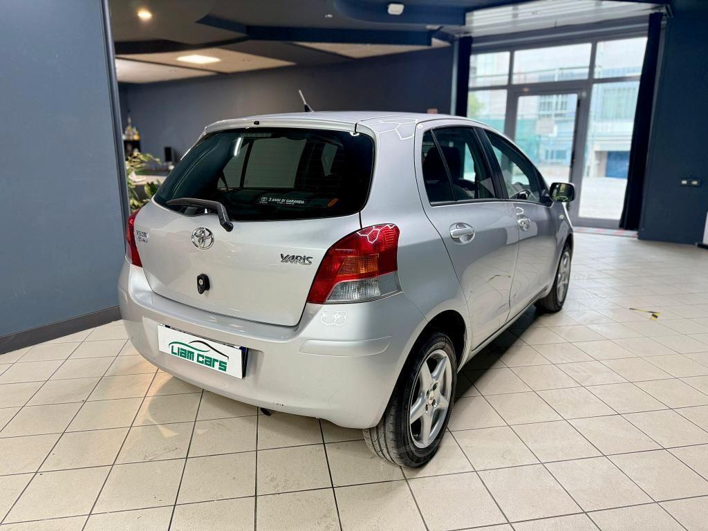 Toyota Yaris 5 Porte Yaris 5p 1.3 dual Sol