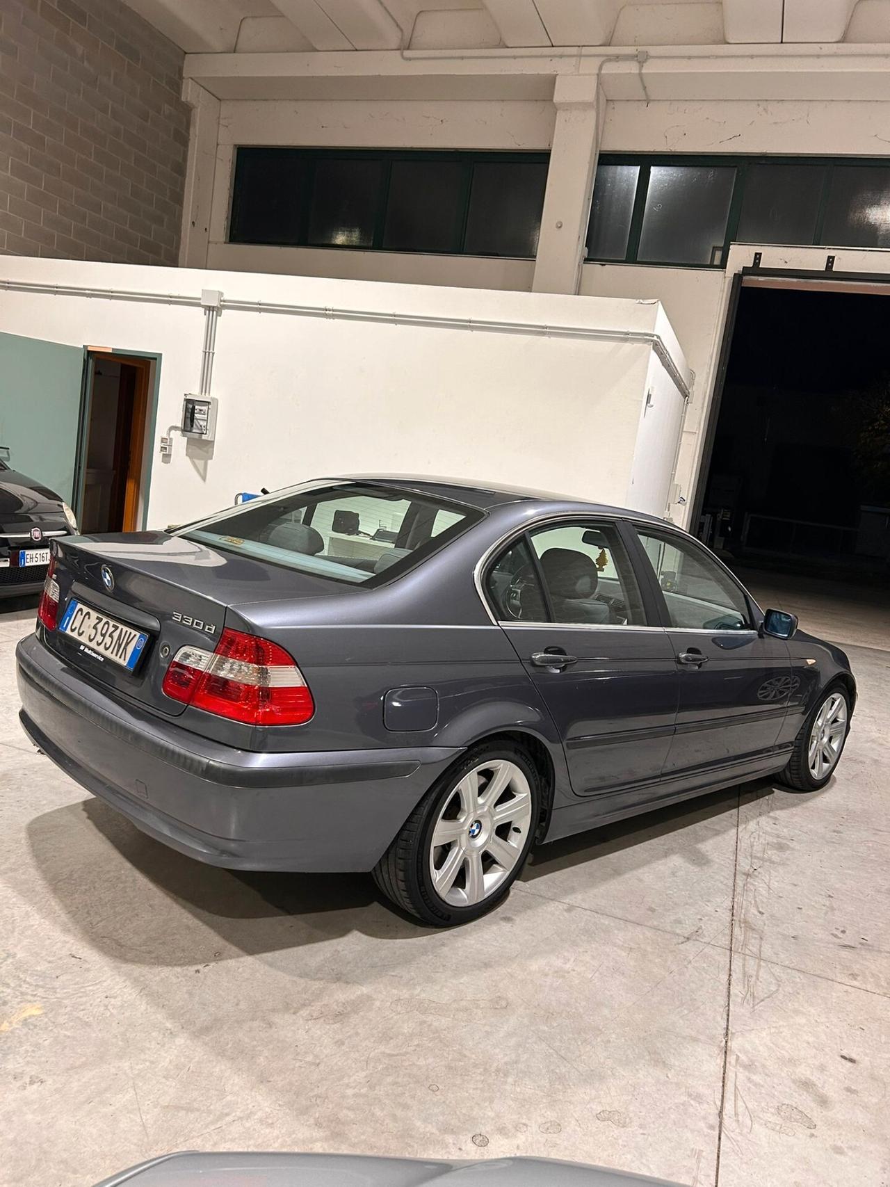 Bmw 330 330d turbodiesel cat 4 porte Attiva