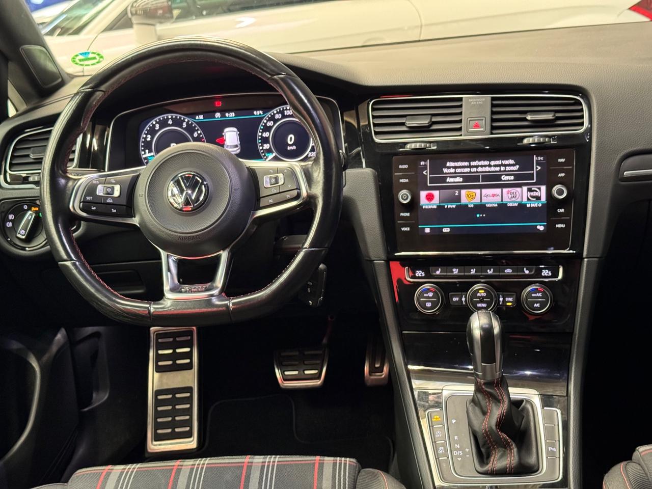 Volkswagen Golf GTI Performance 2.0 245 CV TSI DSG 5p. BMT