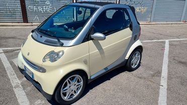 Smart ForTwo 700 cabrio passion (45 kW)