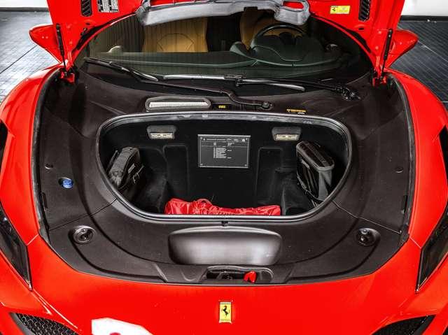 Ferrari F8 Tributo