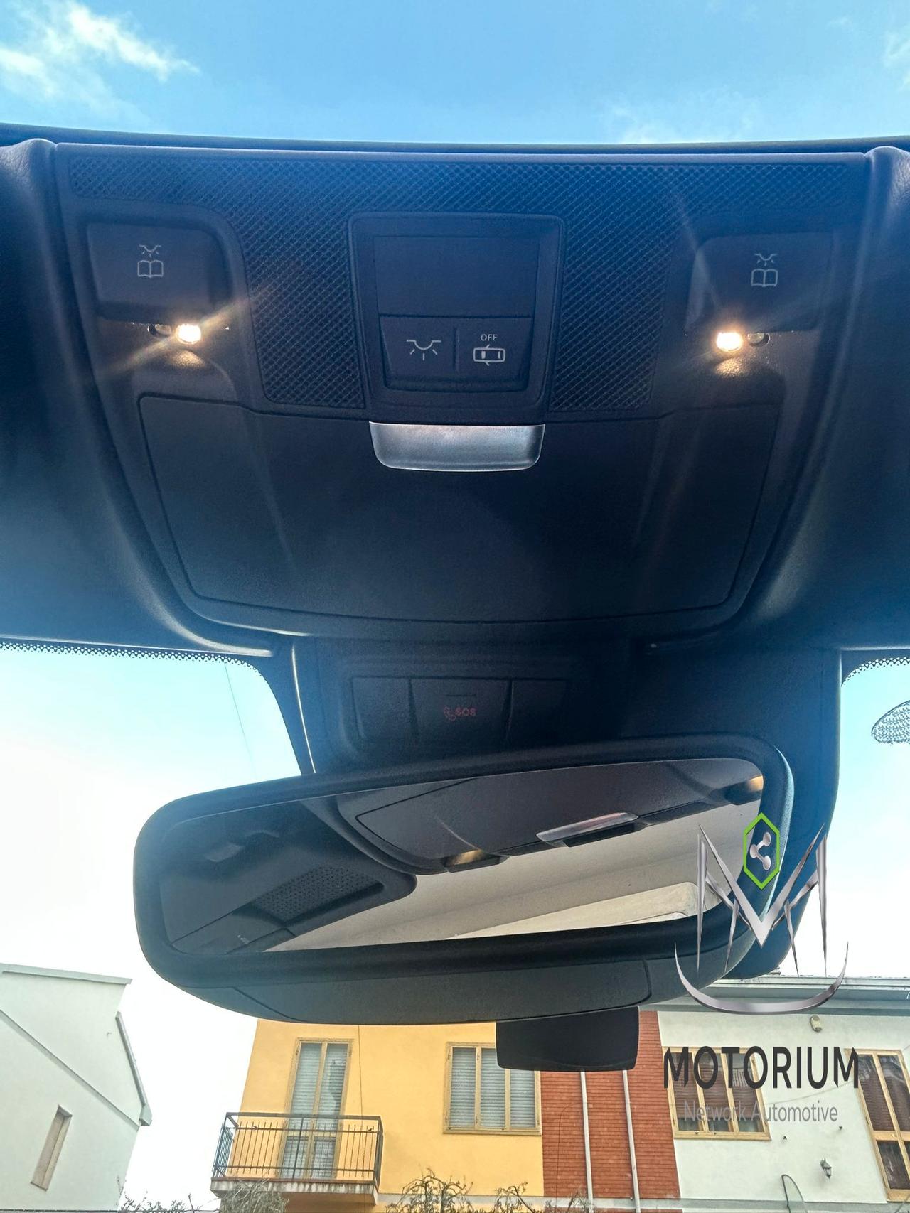 Mercedes-Benz SLC 250 D PREMIUM AMG