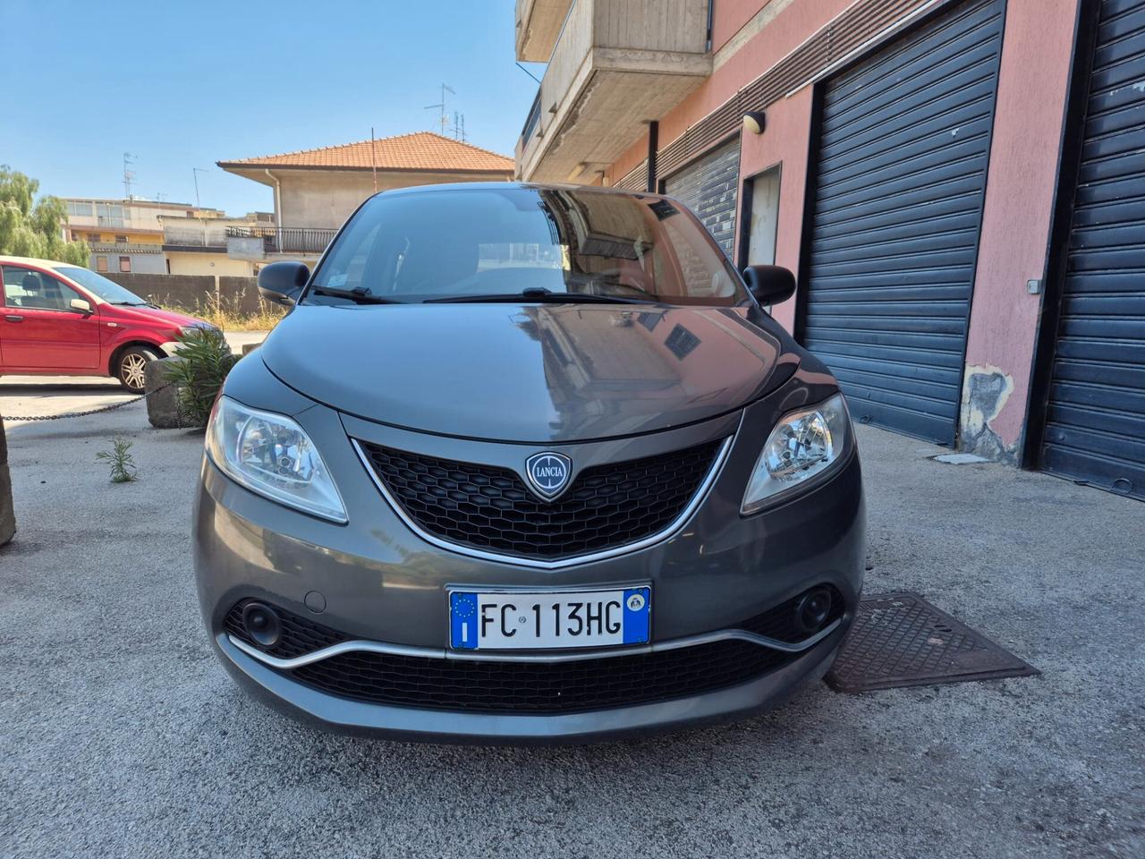 Lancia Ypsilon 1.3 MJT 95 CV 5 porte 2016