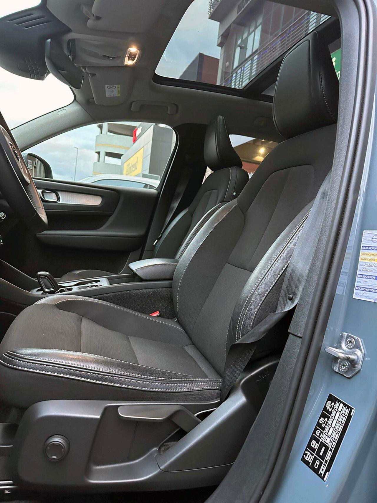 Volvo XC40 T5 Twin Engine Geartronic Hybrid Plug in R-design Tetto Apribile