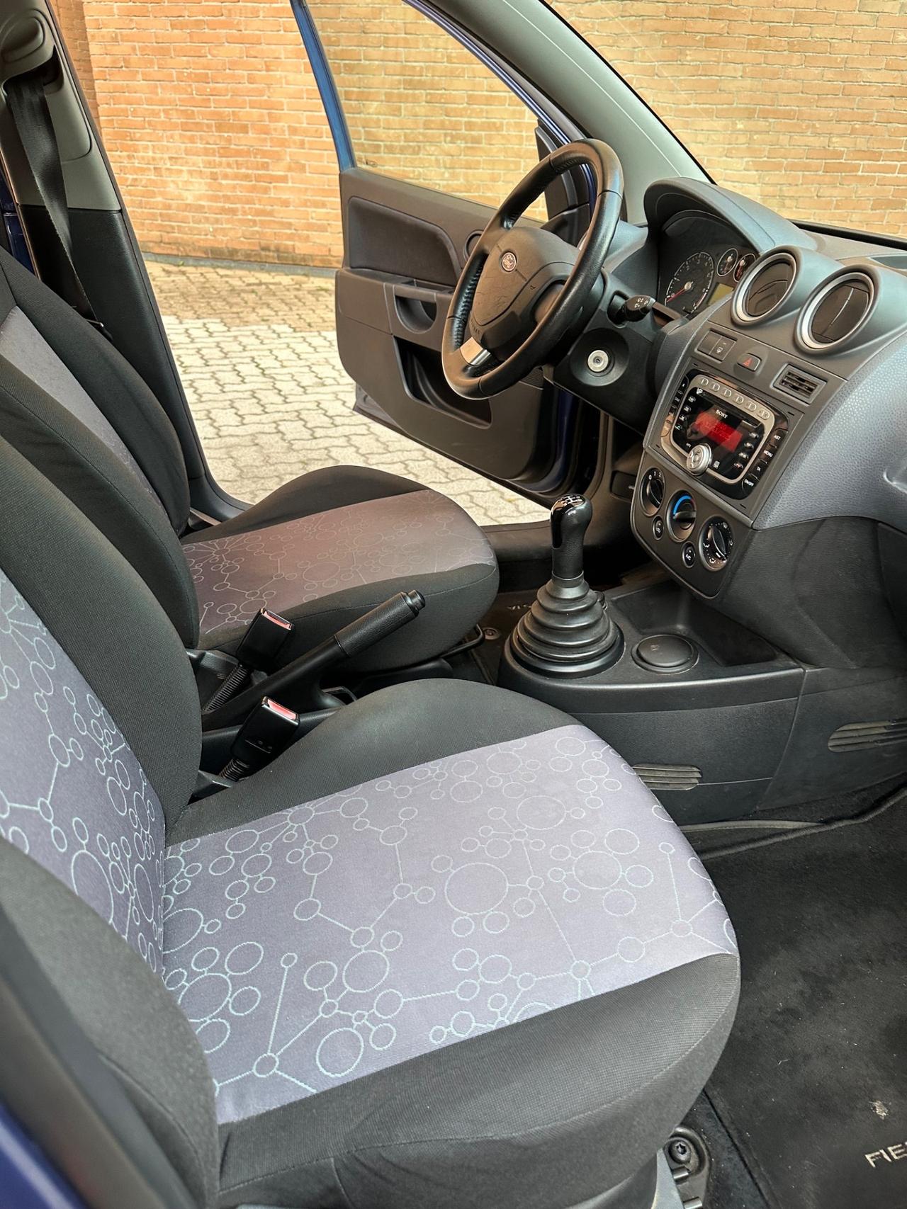 Ford Fiesta 1.2 82 CV 5 porte Titanium