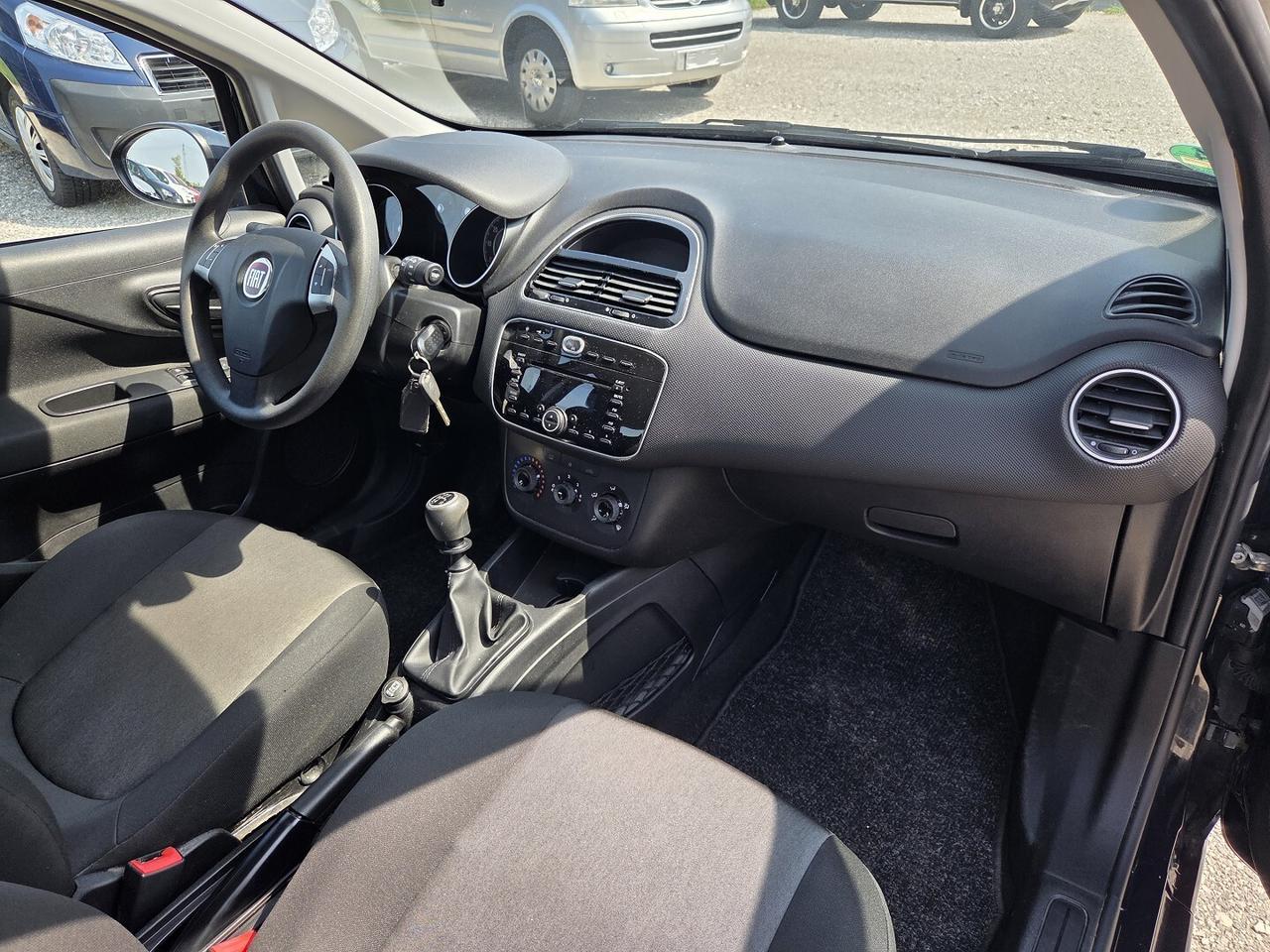 FIAT PUNTO 1.2 BENZINA DEL 2014
