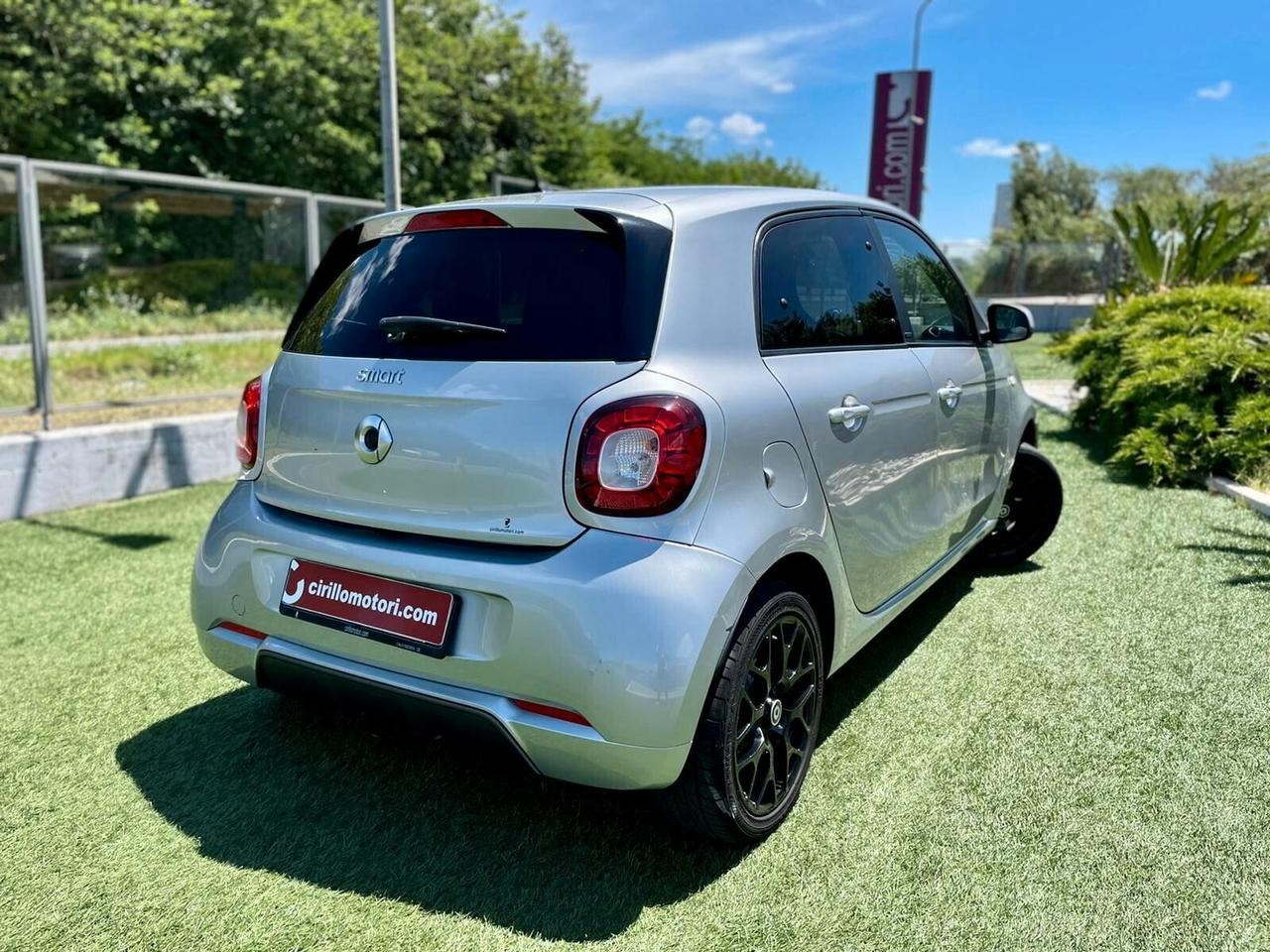 Smart ForFour 90 0.9 Turbo twinamic Brabus Style