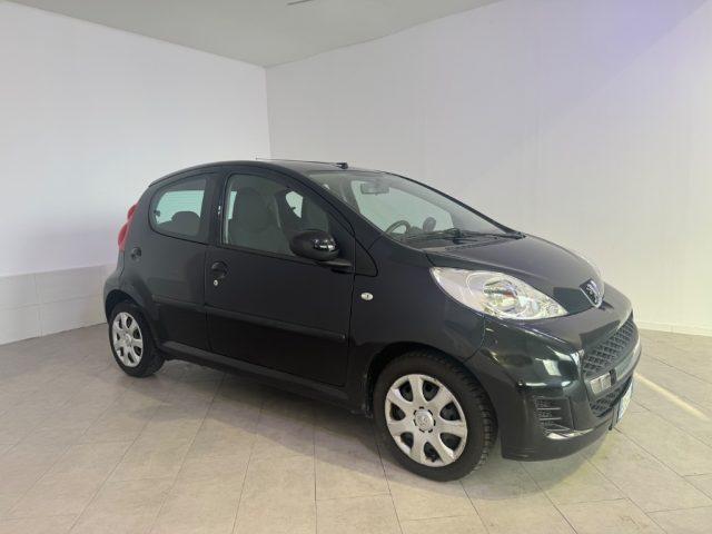 PEUGEOT 107 1.0 68CV 5p. Sweet Years 2Tronic